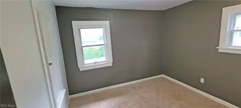Bedroom - 1550 E 219th St, Euclid, OH 44117 photo 1 of 5