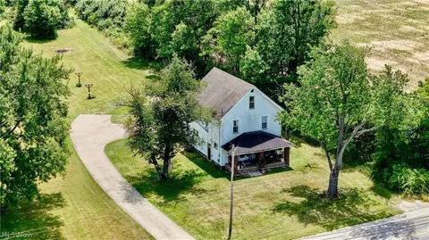 10239 Mahoning Ave, North Jackson, OH 44451