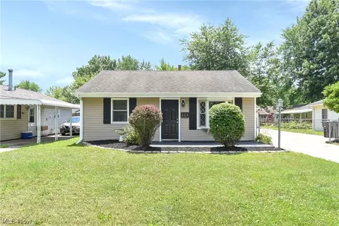 623 Case Ave, Elyria, OH 44035