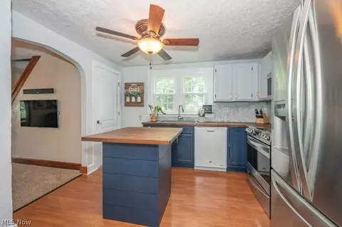 4106 North St, Beloit, OH 44609 photo 9