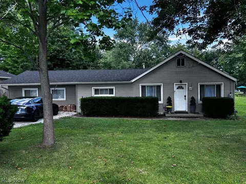 4023 Beckley Rd, Stow, OH 44224