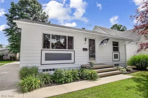 650 Roanoke Ave, Cuyahoga Falls, OH 44221