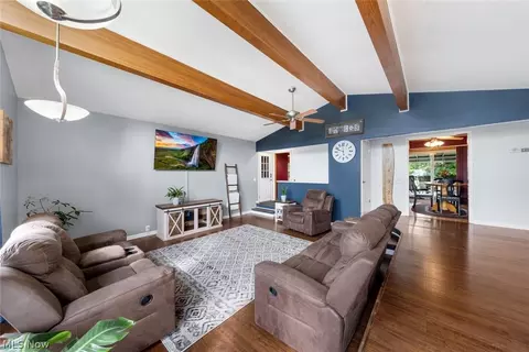 4051 Rollingview Dr, Seven Hills, OH 44131 photo 8