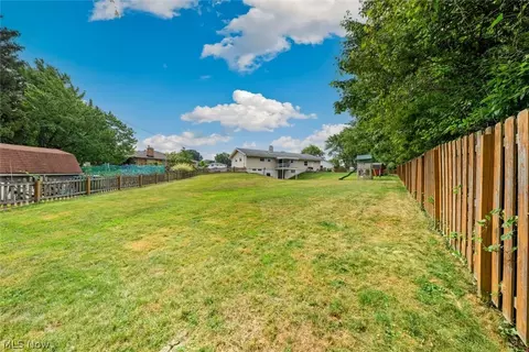 4051 Rollingview Dr, Seven Hills, OH 44131 photo 33