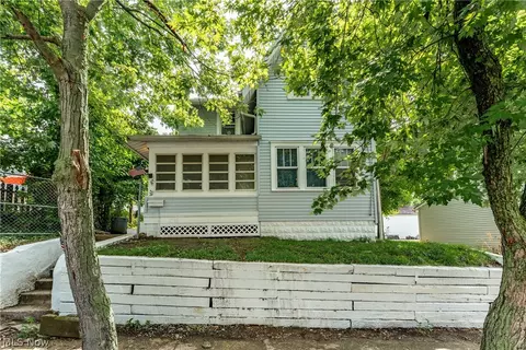 1716 Myrtle Ave NW, Canton, OH 44703