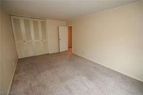 7325 Foxmill Rd, Mentor, OH 44060 photo 7