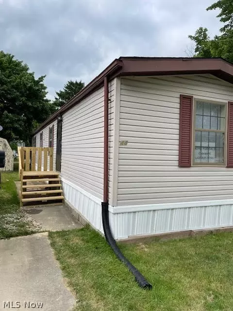 3941 State Rd #44, Cuyahoga Falls, OH 44223