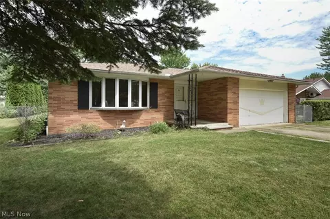 7445 Truman Ct, Mentor, OH 44060