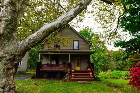 6031 Runkle Ave, Ashtabula, OH 44004 photo 2