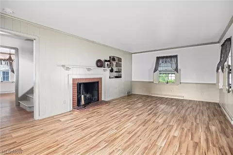 125 Yale Ave, Elyria, OH 44035 photo 3