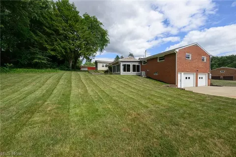 Exterior - 4855 4th NW, Canton, OH 44708 photo 3 of 9