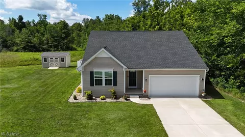 315 Liberty Ln, Wellington, OH 44090
