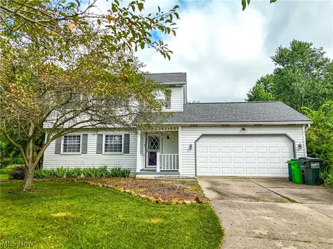 3023 Stockbridge Dr, Stow, OH 44224