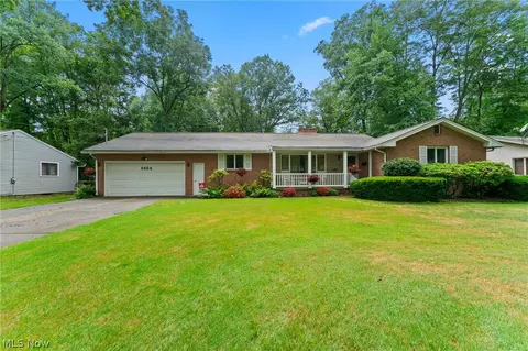 6654 Ronjoy Pl, Boardman, OH 44512 photo 1