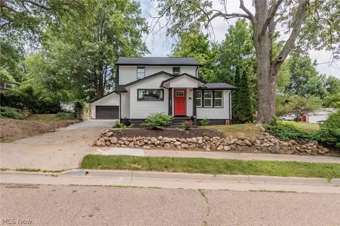 471 Westmoreland St, Akron, OH 44314