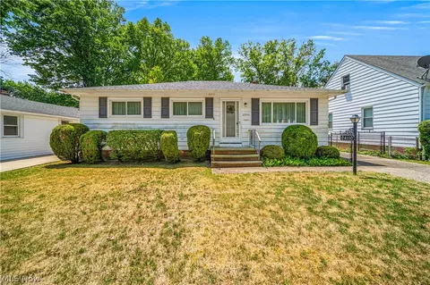 24110 Puritan Ave, Euclid, OH 44123