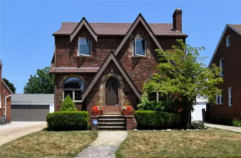 16600 Southland Ave, Cleveland, OH 44111