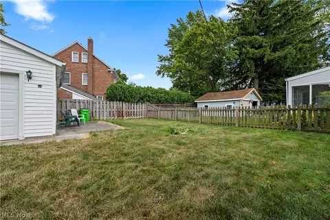 Exterior - 146 Baker St, Berea, OH 44017 photo 5 of 6