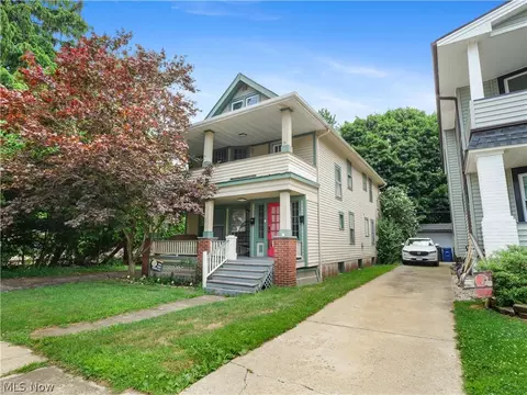 1319 Lakewood Ave, Lakewood, OH 44107