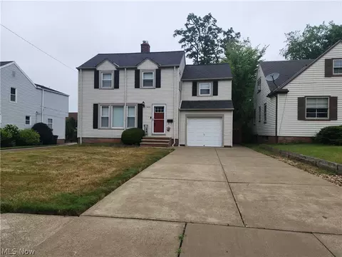 5099 Case Ave, Lyndhurst, OH 44124