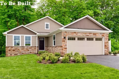 1065 Bookman Ave, Akron, OH 44312