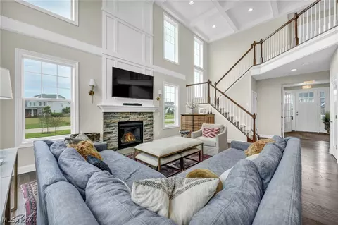 2208 Norton Pl, Avon, OH 44011 photo 12