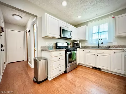Entry Way - 4806 Kelly Ave, Rootstown, OH 44272 photo 2 of 2