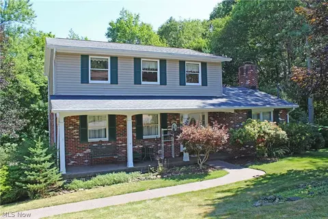 245 Sharon Dr, Weirton, WV 26062