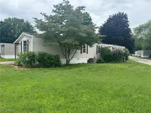 202 W Main St #99, Conneaut, OH 44030