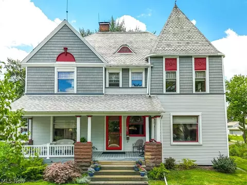 409 S Main St, Orrville, OH 44667