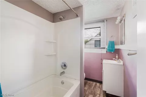 491 Maplewood Ave, Struthers, OH 44471 photo 20