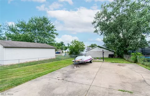 491 Maplewood Ave, Struthers, OH 44471 photo 35