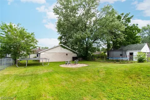 491 Maplewood Ave, Struthers, OH 44471 photo 30