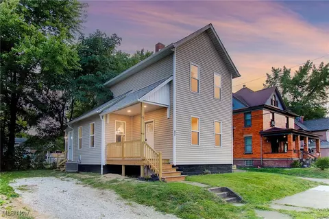 451 E Grant St, Alliance, OH 44601
