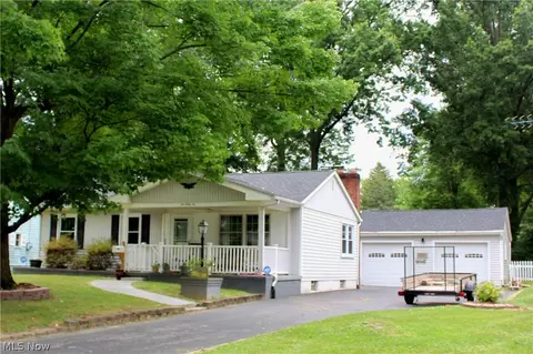 266 S Inglewood Ave, Austintown, OH 44515