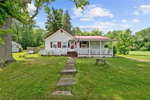 1106 W 55th St, Ashtabula, OH 44004 photo 1