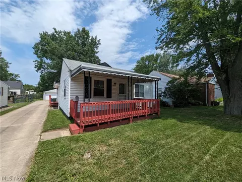 36055 Stevens Blvd, Eastlake, OH 44095