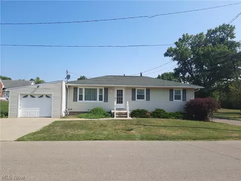 921 Grant Ave, Cambridge, OH 43725