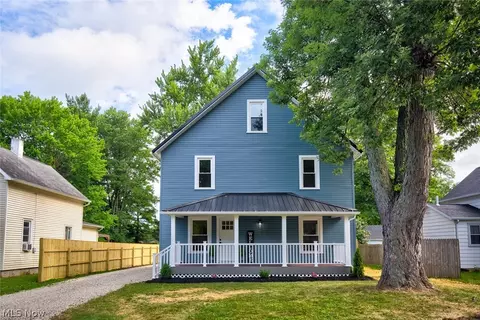 2745 Prospect St NE, Canton, OH 44721