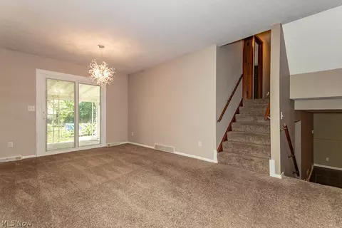 282 E 310th St, Willowick, OH 44095 photo 15