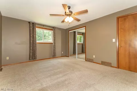282 E 310th St, Willowick, OH 44095 photo 22