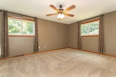 282 E 310th St, Willowick, OH 44095 photo 21