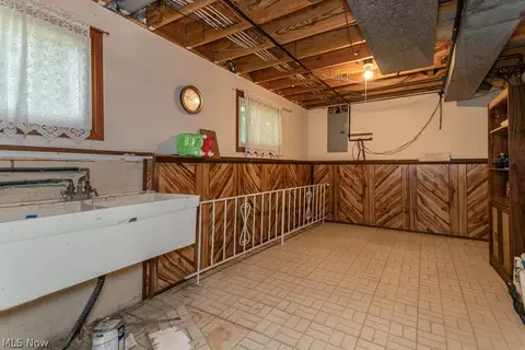 282 E 310th St, Willowick, OH 44095 photo 38