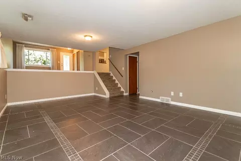 282 E 310th St, Willowick, OH 44095 photo 25