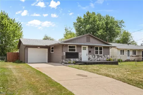 2952 NE Sahara Ave, Canton, OH 44705