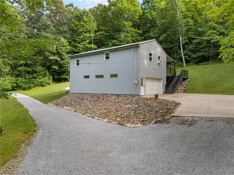 12991 Township Road 21, Glenmont, OH 44628