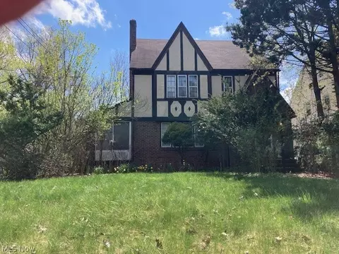 3364 Euclid Heights Blvd, Cleveland, OH 44118