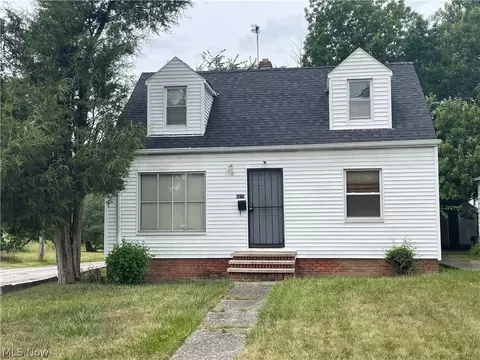 4376 E 143rd St, Cleveland, OH 44128