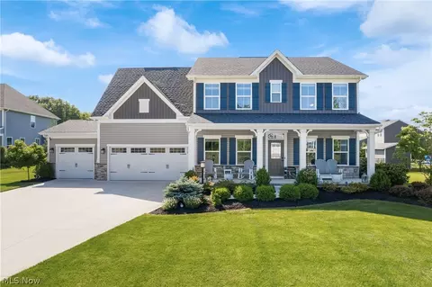 2715 Fairview Dr, Avon, OH 44011
