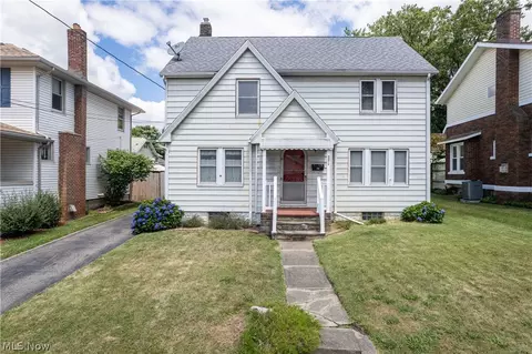 299 E Baird Ave, Barberton, OH 44203
